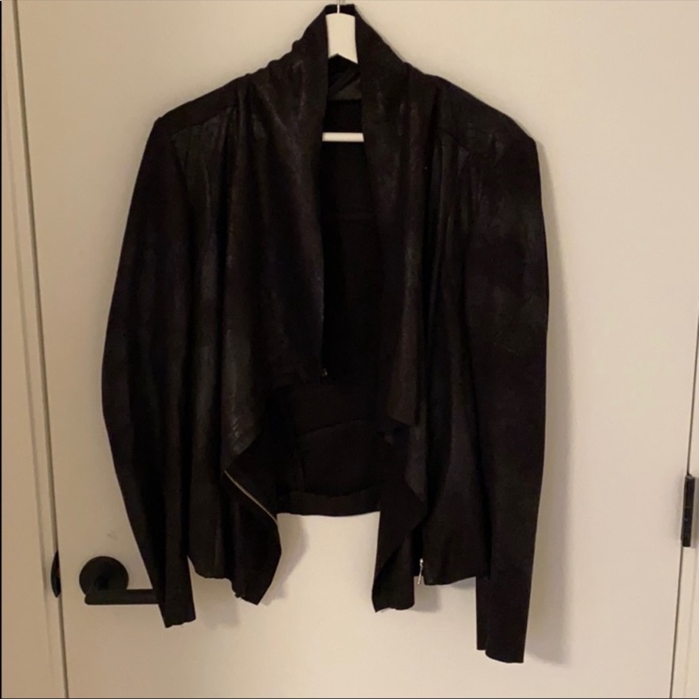 Flowing/Drapper Zara Jacket